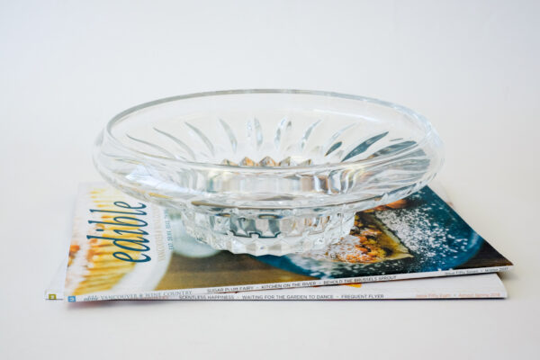 Round Crystal Dish with Diamond Base